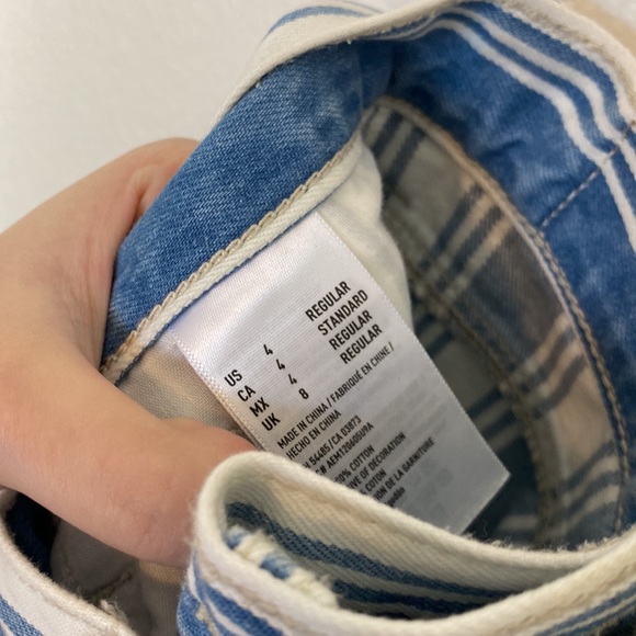 American eagle white and blue pinstripe mom jeans - Picture 12 of 13